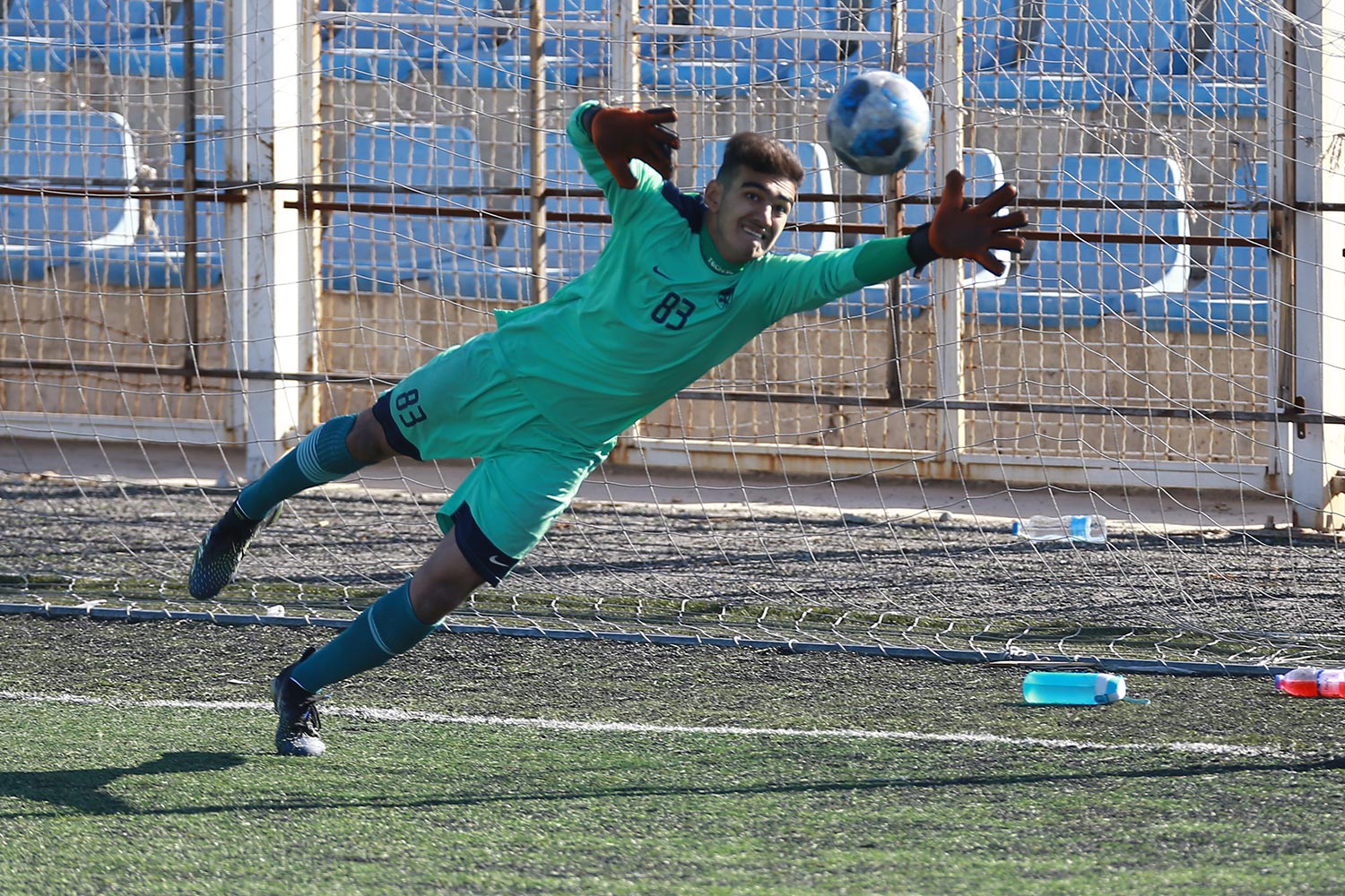  آکادمی کیا 1 - 1 مقاومت